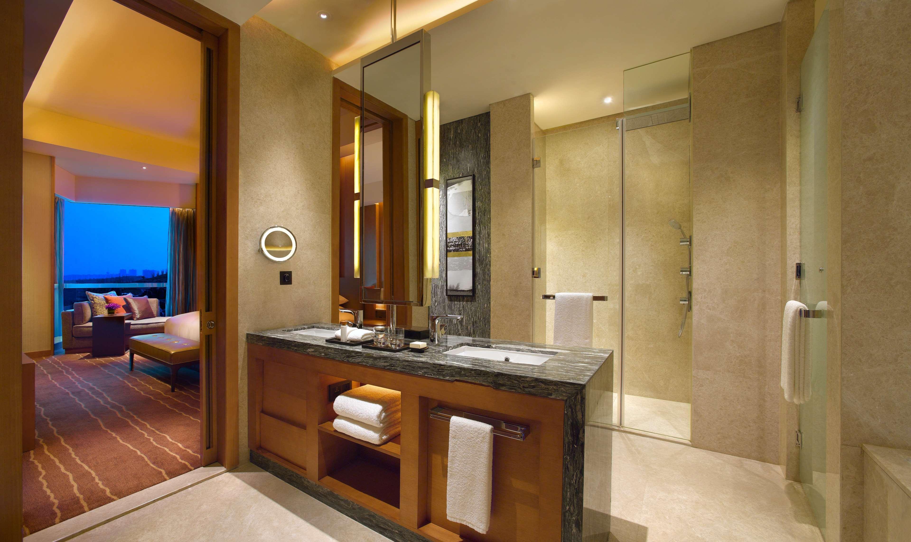 Hyatt Regency Guiyang Hotel Guiyang  Eksteriør billede